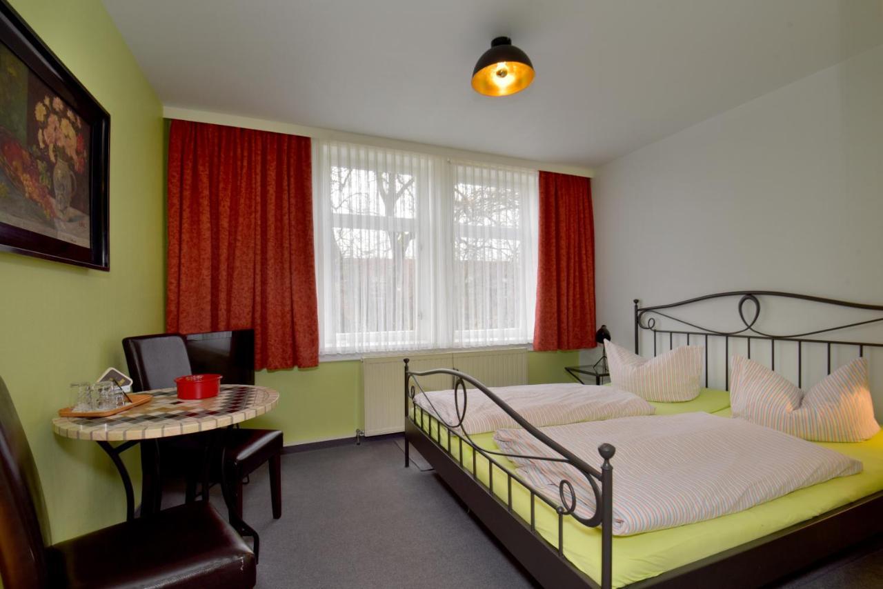 Hotel Goldene Sonne Arnstadt Luaran gambar