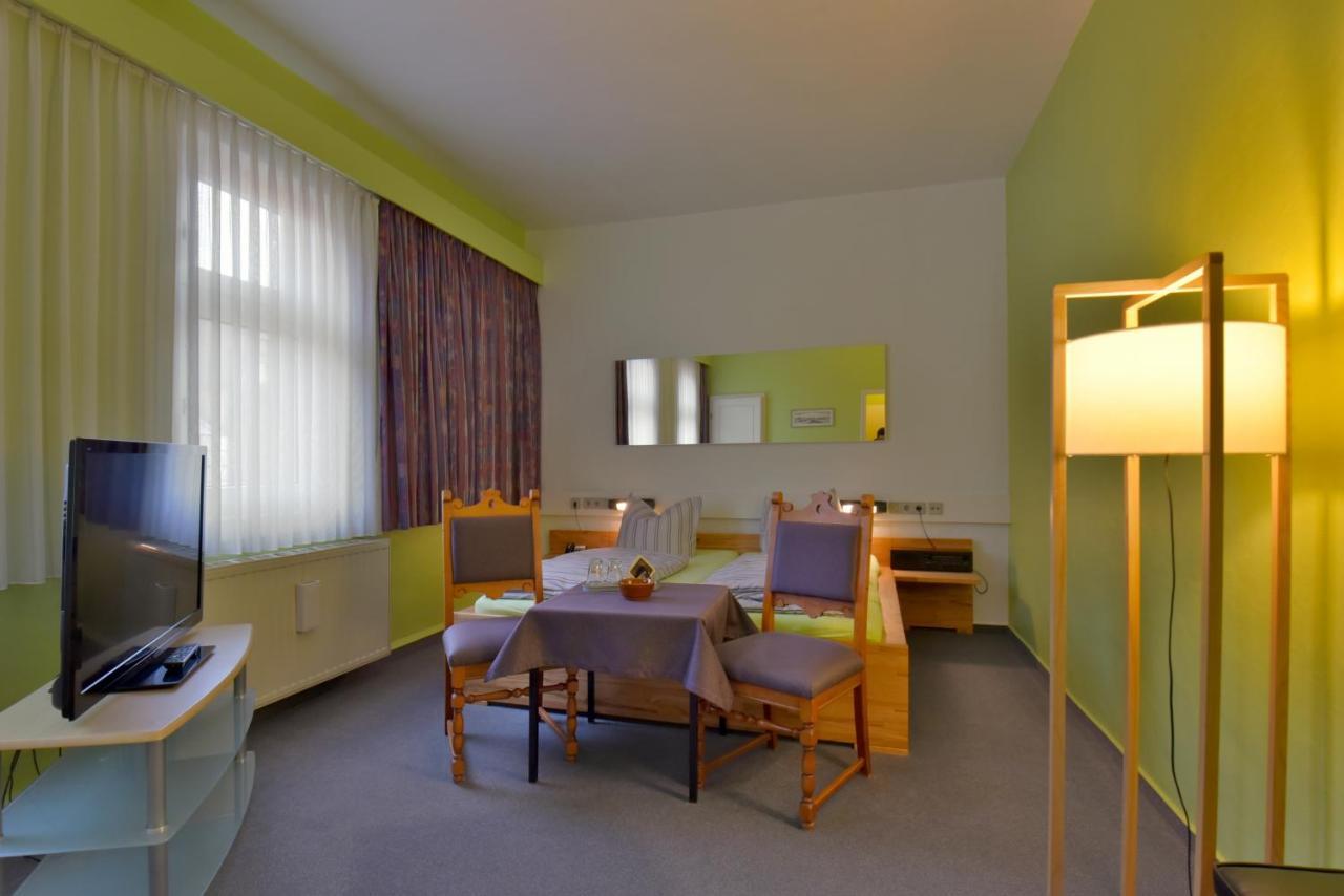 Hotel Goldene Sonne Arnstadt Luaran gambar